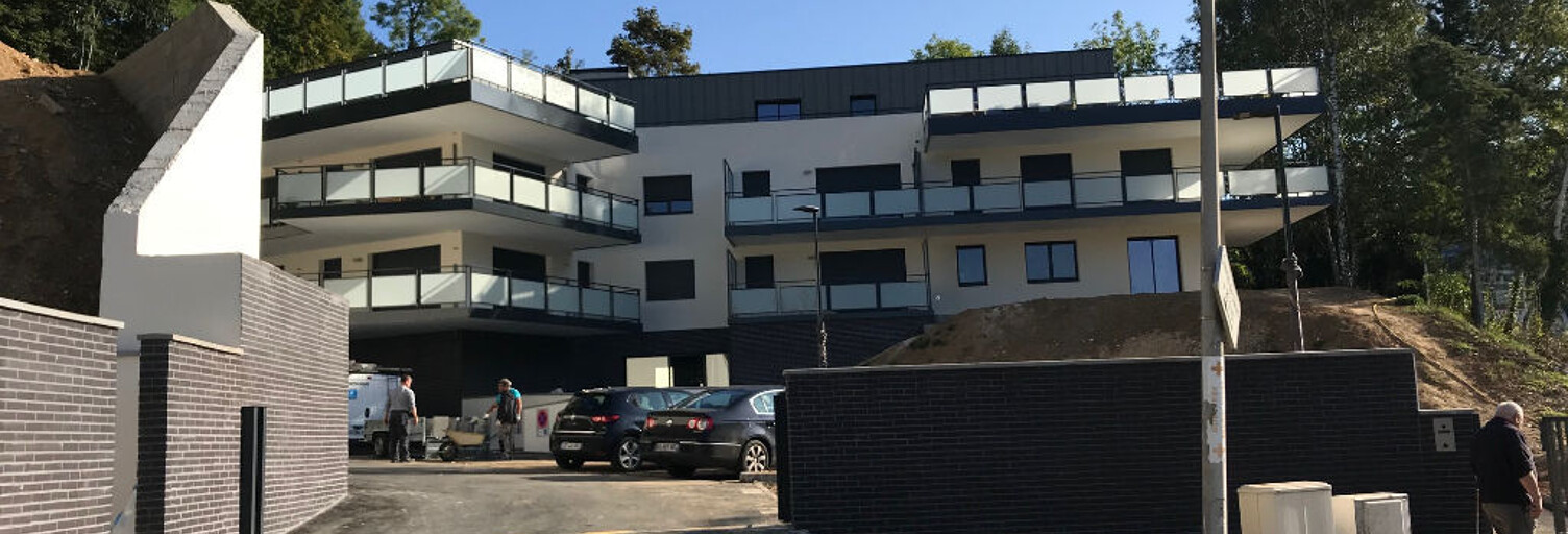 Garage   m² à louer à Mont-Saint-Aignan (76130)