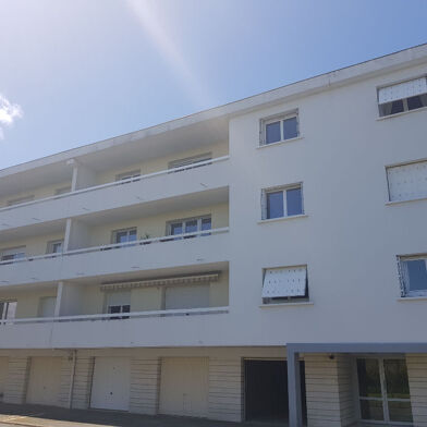 Appartement 4 pièces 855 €