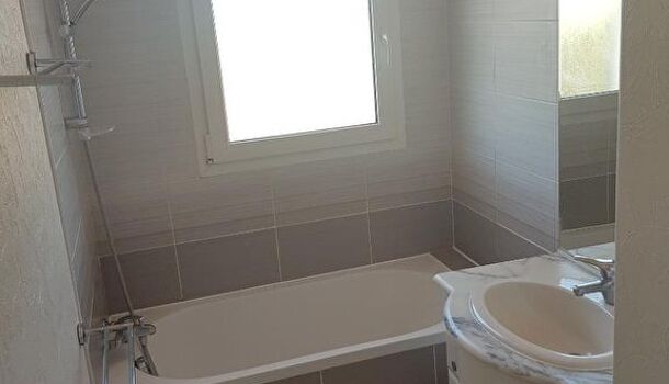 Appartement 4 pièces  à louer Rochefort 17300