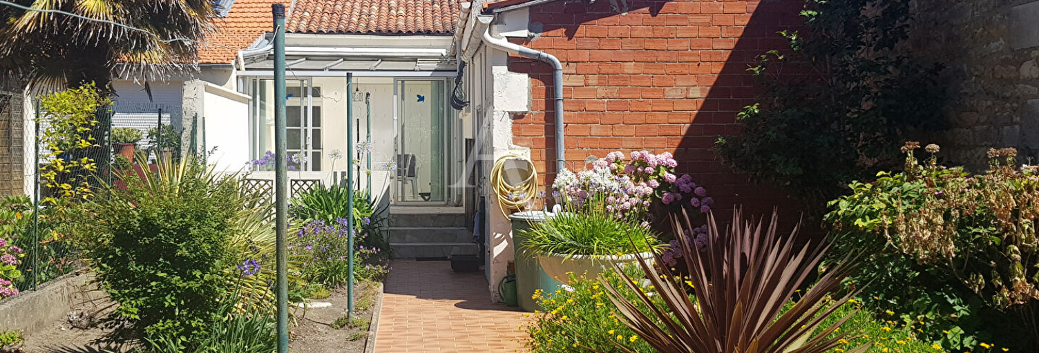 Maison 3 Pièces 77 m² à vendre à Rochefort (17300)