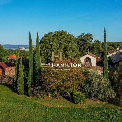 Maison 19 pièces 939000 €