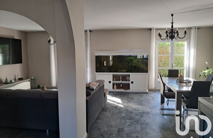 Vente Maison traditionnelle 8 pièces — photo 3