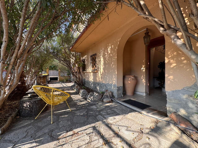 À vendre à Argelès-Sur-Mer : maison avec 6 pièces — photo du bien