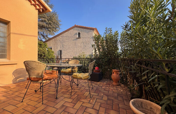 À vendre à Argelès-Sur-Mer : maison avec 6 pièces — photo 2