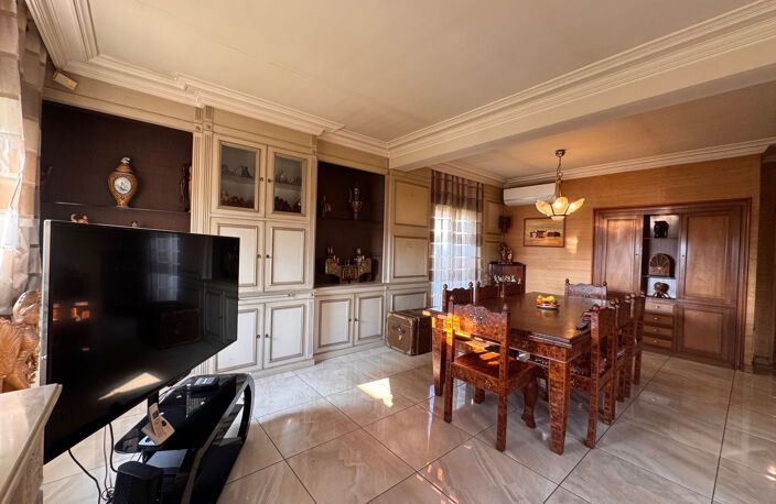 À vendre à Argelès-Sur-Mer : maison avec 6 pièces — photo 4