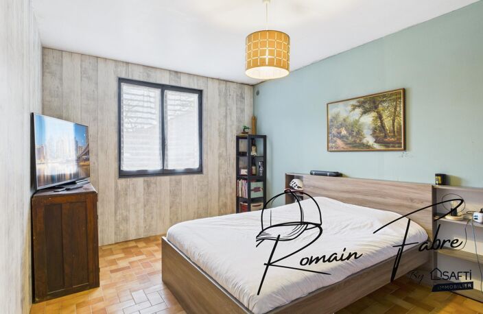Maison en pierre avec 3 chambres , double garage et piscine semi-enterrée — photo 5