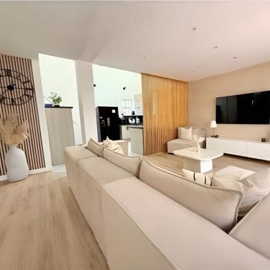 Maison 5 pièces 353000 €