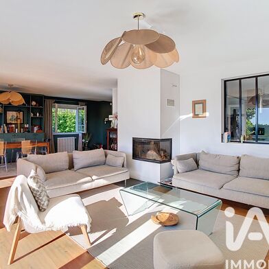 Maison 8 pièces 695000 €