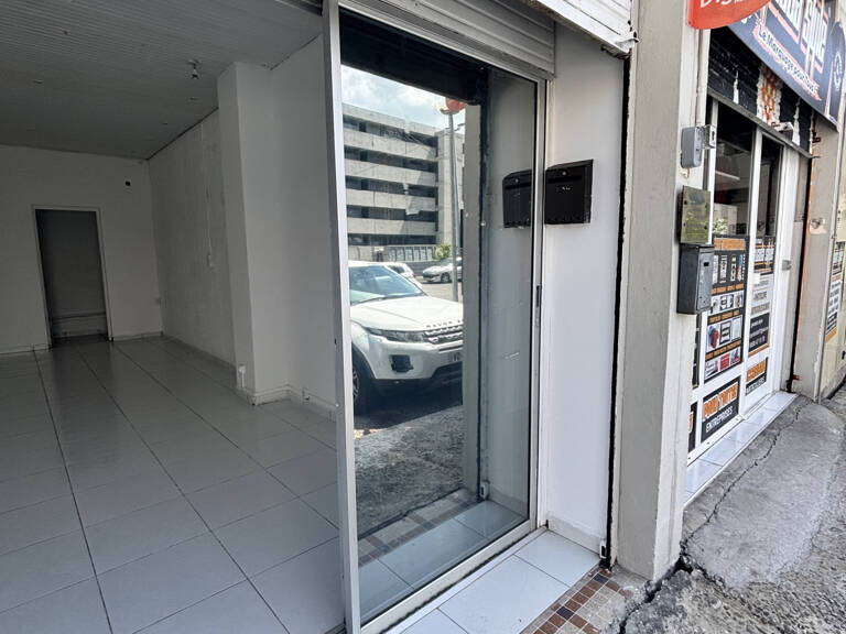 Local commercial  de 26.68 m2 au coeur de Pointe-à-Pitre — photo 1