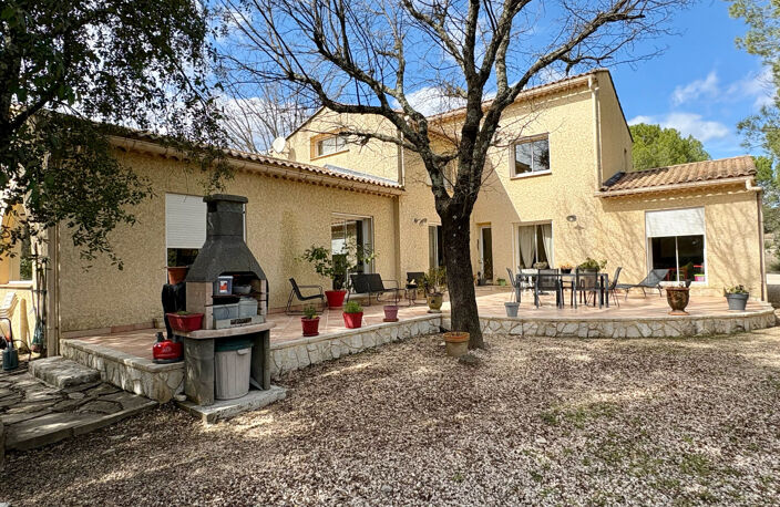 Monteils, villa familiale avec parc et piscine. — photo 3