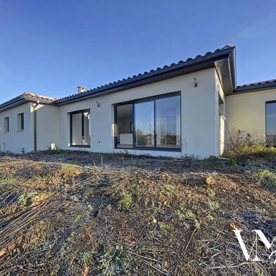 Maison 5 pièces 2000 €