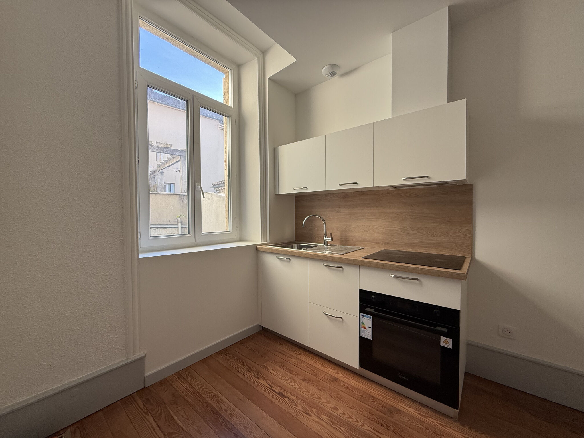 Appartement  T2 à louer Aubenas 07200