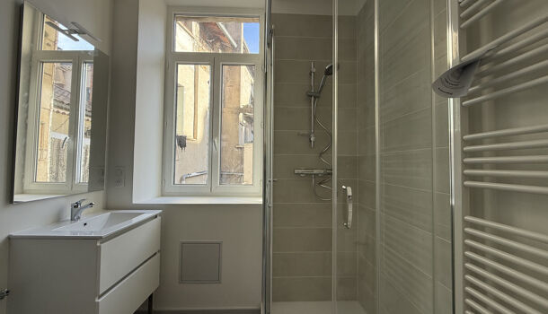 Appartement 2 pièces  à louer Aubenas 07200