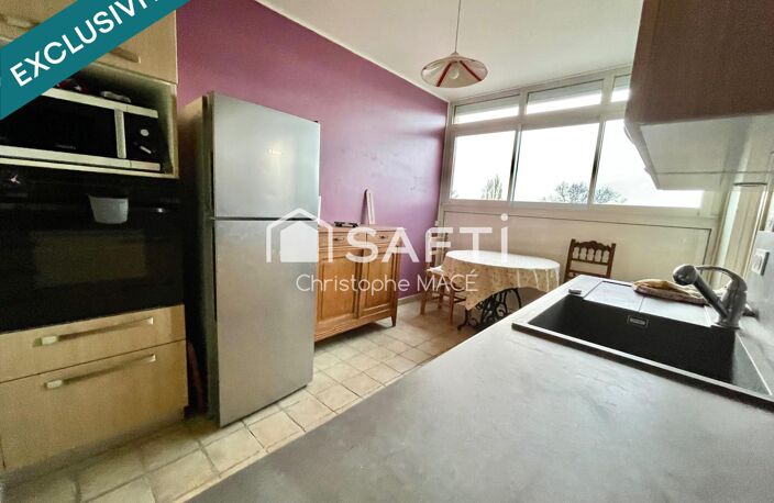 Appartement T4 de 76m2 - Laval centre Rive Gauche — photo 2