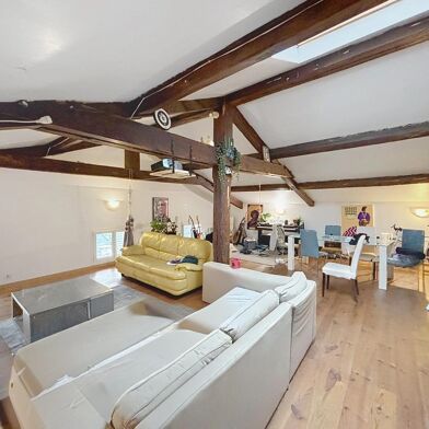 Appartement 5 pièces 1710 €