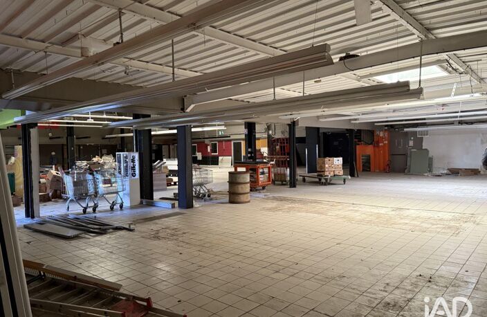 Vente Murs commerciaux 876 m&sup2; — photo 2