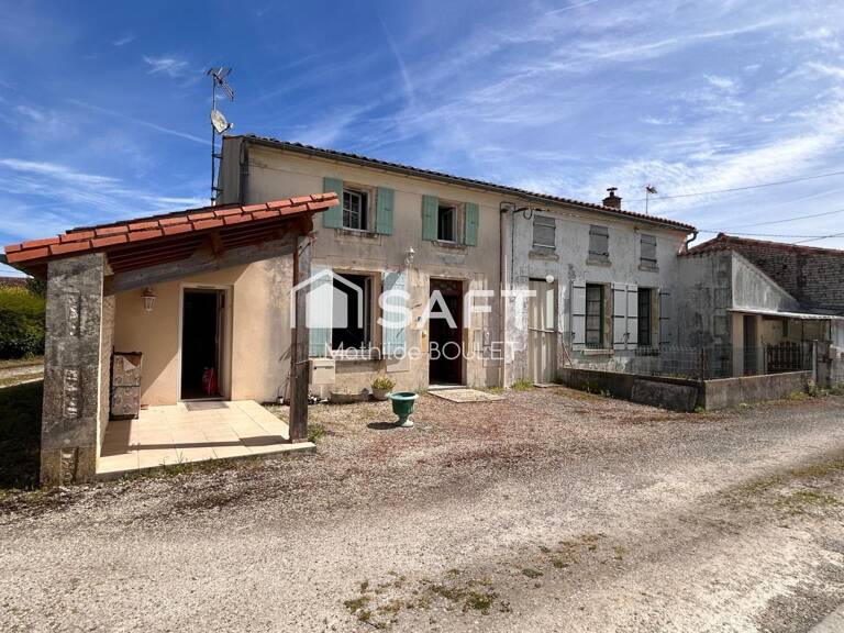 Maison charentaise avec de grandes dépendances — photo 1
