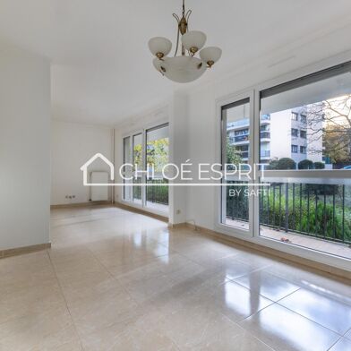 Appartement 4 pièces 265000 €