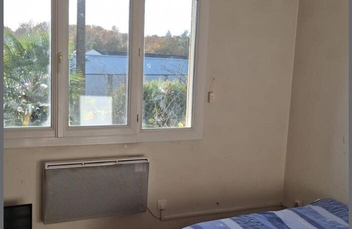 Maison  à rafraîchir r- beau potentiel- terrain de 1000 m 2.  A 25 km de St Malo, 18 KM de Dinan, 30 km de Rennes. — photo 5