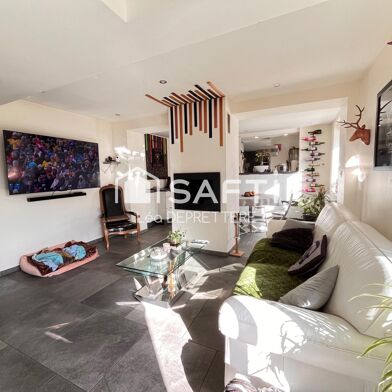 Maison 5 pièces 275000 €