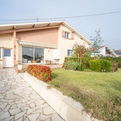 Maison 7 pièces 365680 €