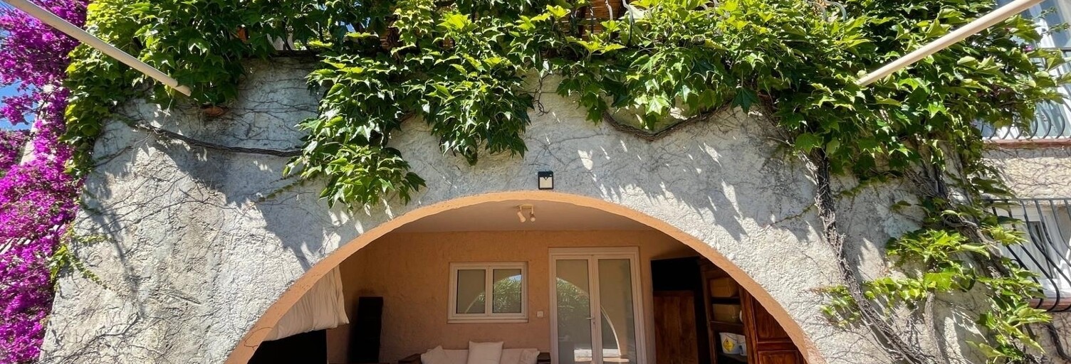 Immeuble  678 m² à vendre à Le Lavandou (83980)