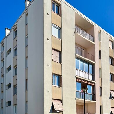 Appartement 3 pièces 134000 €