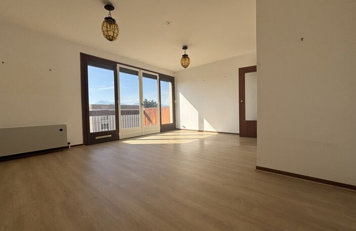 Vente appartement 4 pièces 78 m² Saint-Gaudens (31800) — photo 2