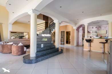 Maison 5 pièces 493500 €