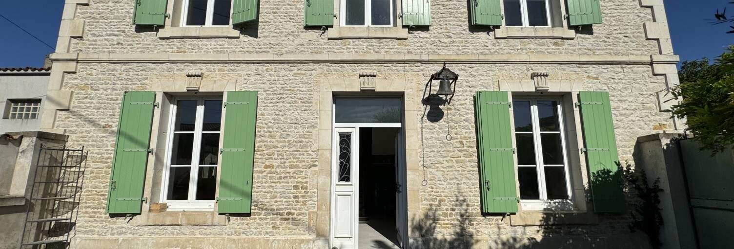 Maison 7 Pièces 236 m² à vendre à Sainte-Soulle (17220)