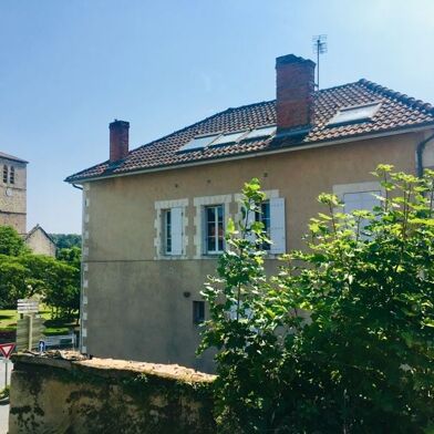 Immeuble  108600 €