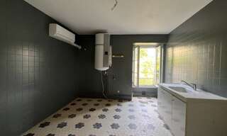 Immeuble   m² à vendre à Confolens (16500)
