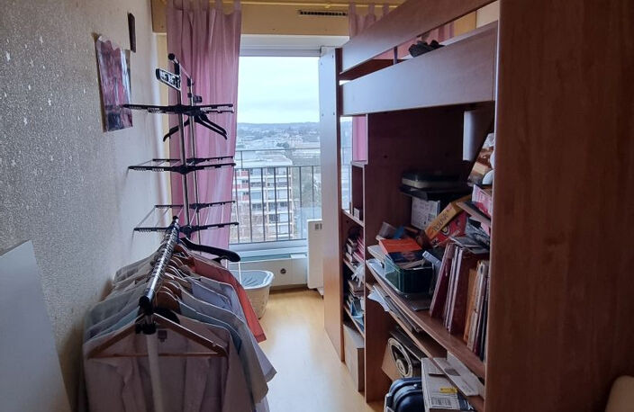 Lumineux appartement 5 pièces - vendu occupé - au dernier ét — photo 5