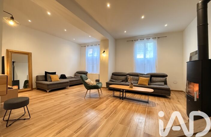 Vente Maison/villa 7 pièces — photo 2
