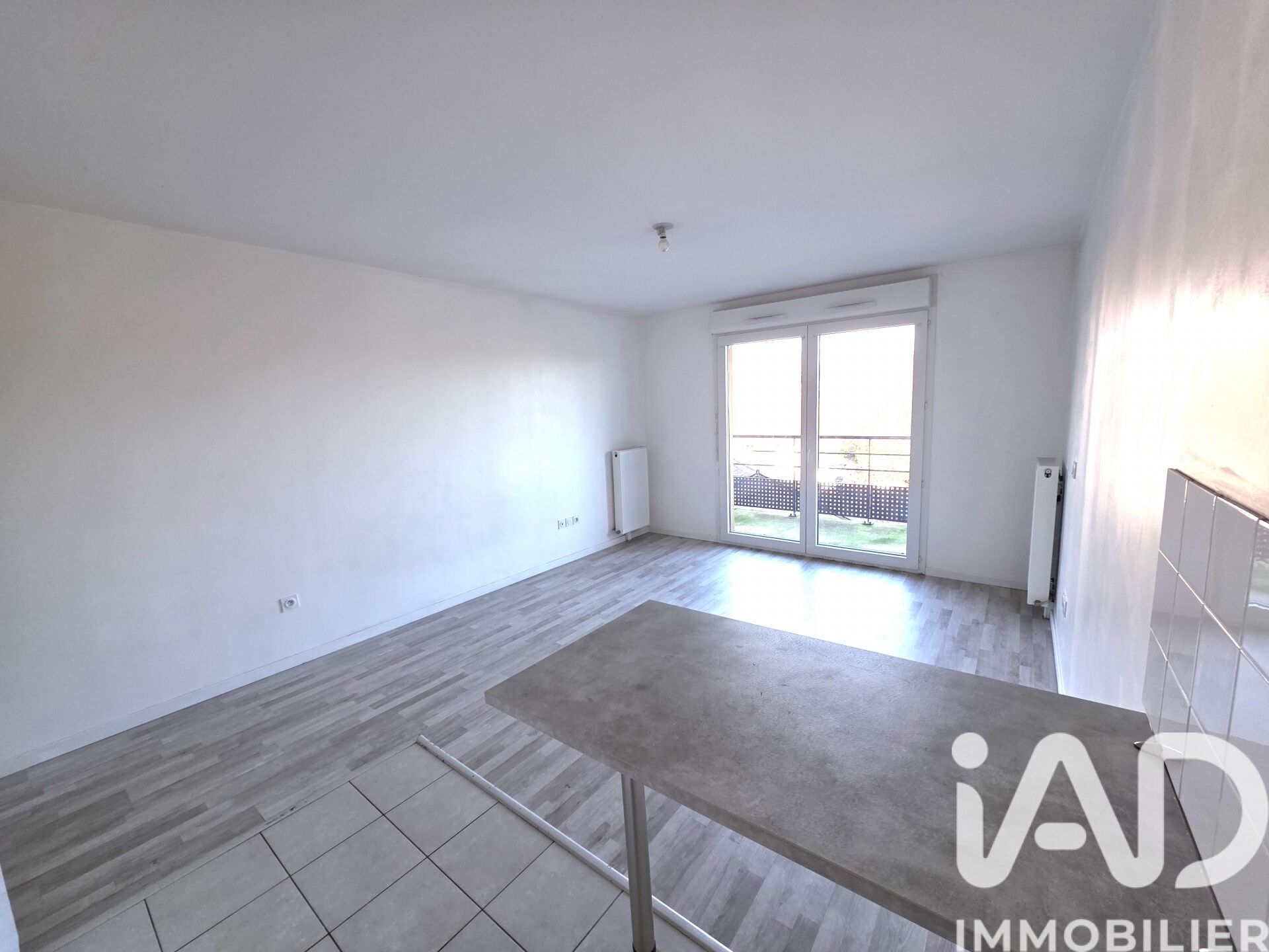 Vente Appartement 1 pièce - Photo 2