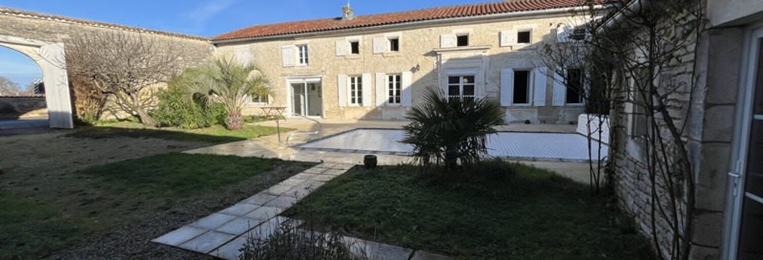 Maison 7 Pièces 220 m² à vendre à Chassors (16200)