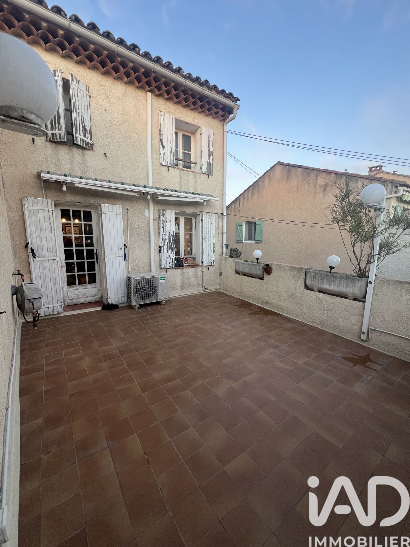 Six-Fours-Les-Plages - 94m² - 4p. - 3ch.