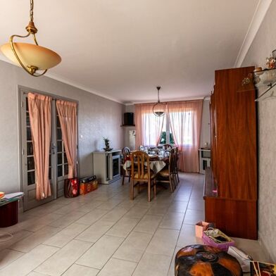 Maison 6 pièces 265500 €