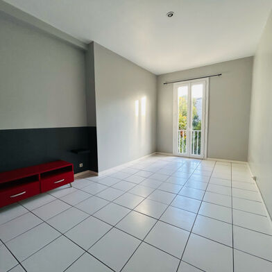 Appartement 1 pièces 186300 €