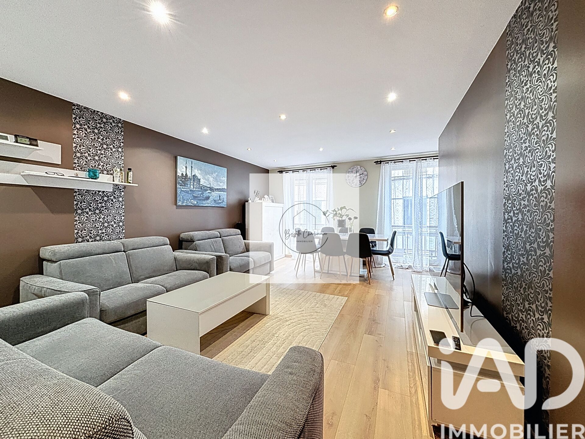 Dreux - 185m² - 3p. - 2ch.