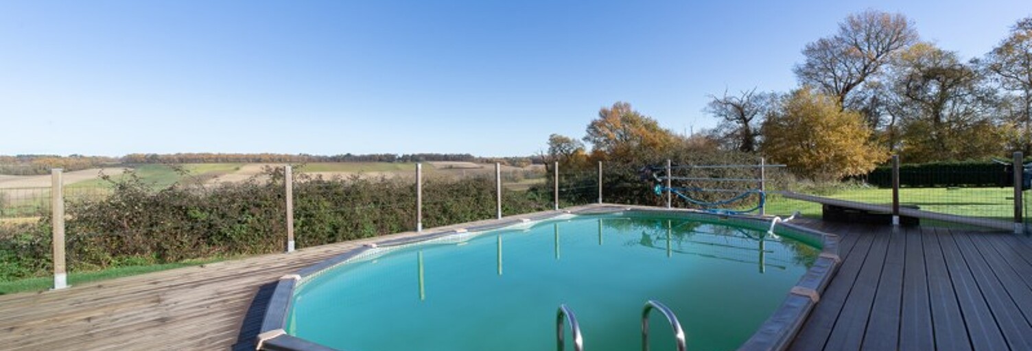 Maison 10 Pièces 357 m² à vendre à Pommiers-Moulons (17130)