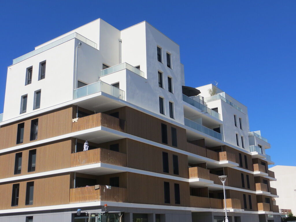 Ambilly Parking 13 m²