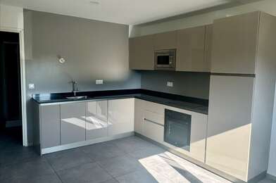 Appartement 5 pièces 2460 €