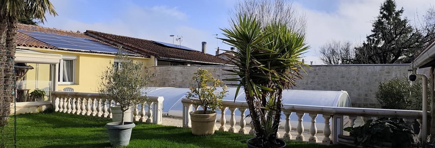 Maison 4 Pièces 104 m² à vendre à Loulay (17330)