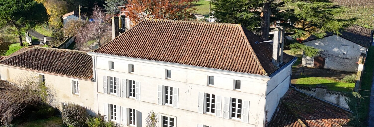 Maison 10 Pièces 335 m² à vendre à Bourg-Charente (16200)