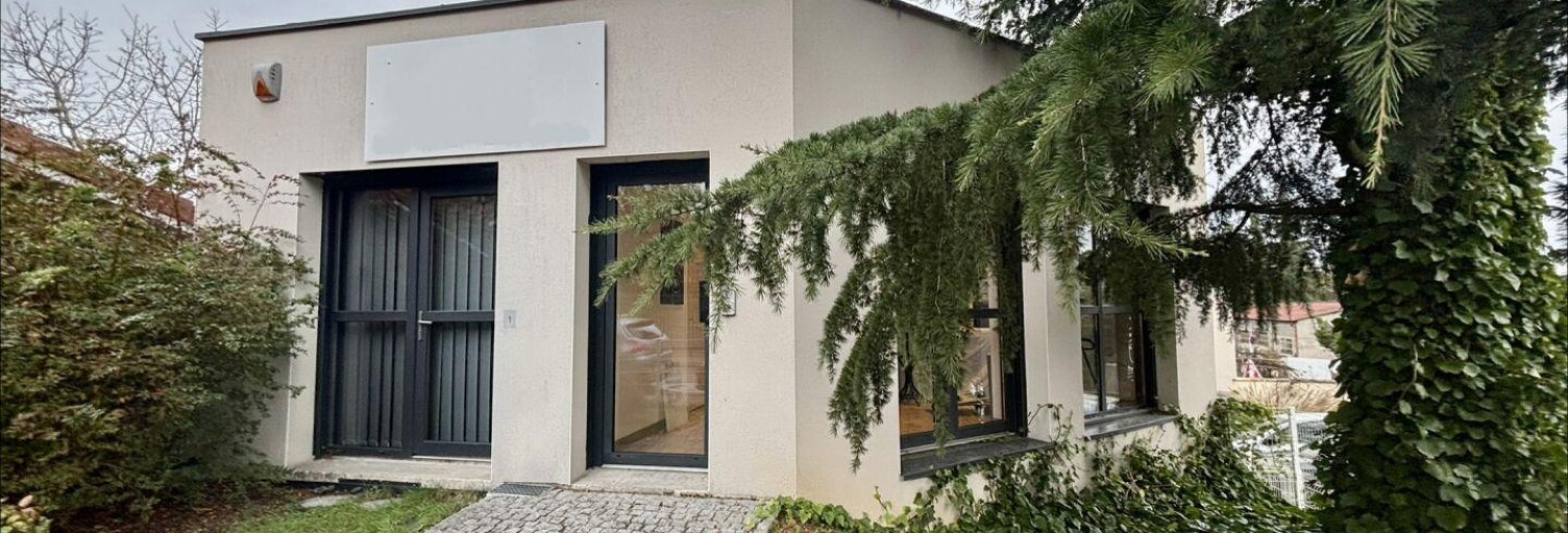 Bureau  52 m² à louer à Champagne-au-Mont-d'Or (69410)