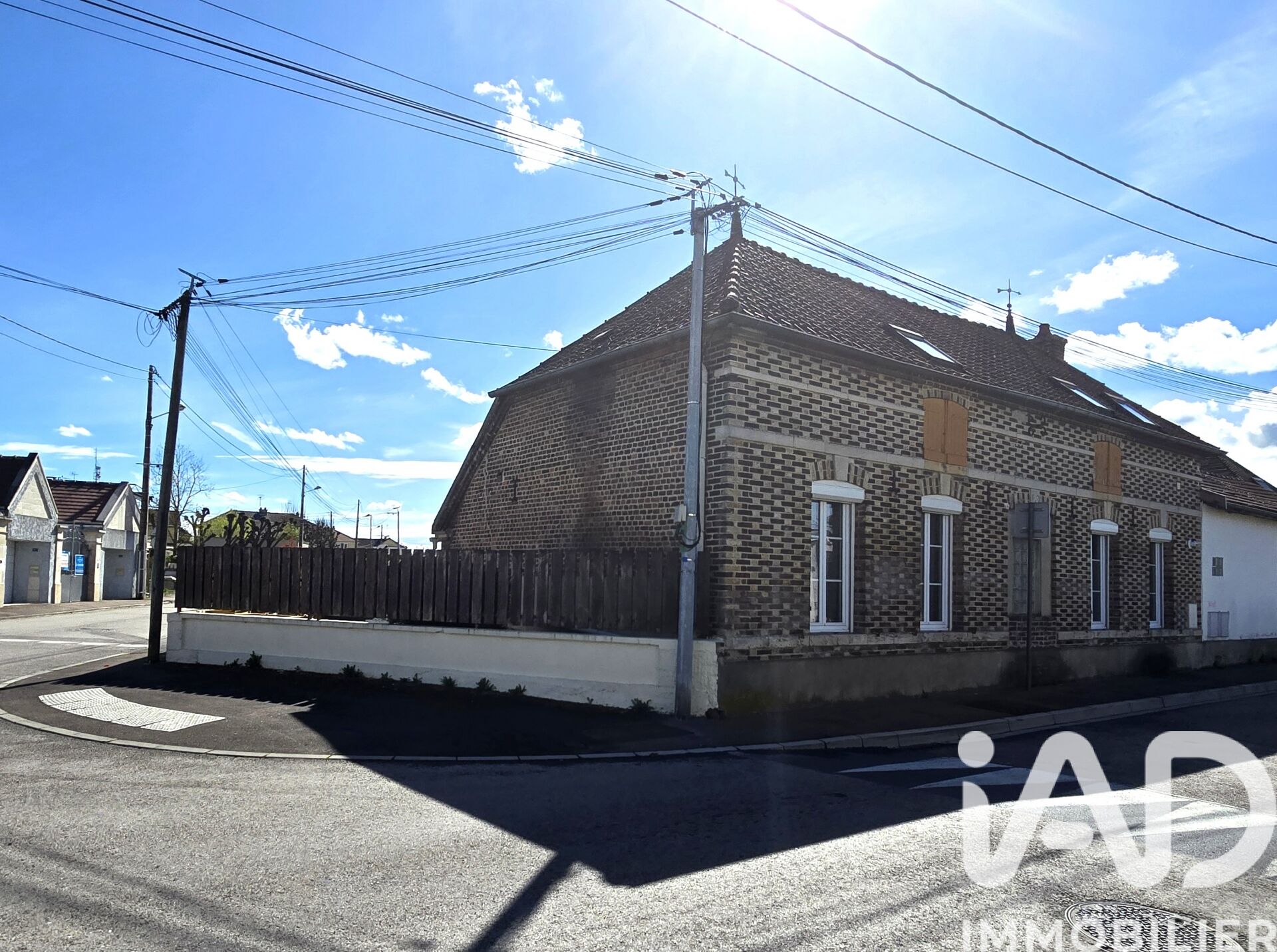 St-Andre-Les-Vergers - 105m² - 5p. - 3ch.