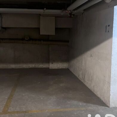 Garage  45000 €