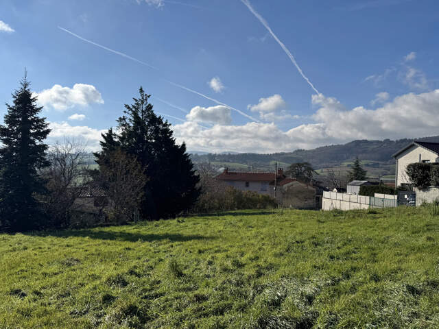 Beau terrain plat de 498 m2 — photo du bien