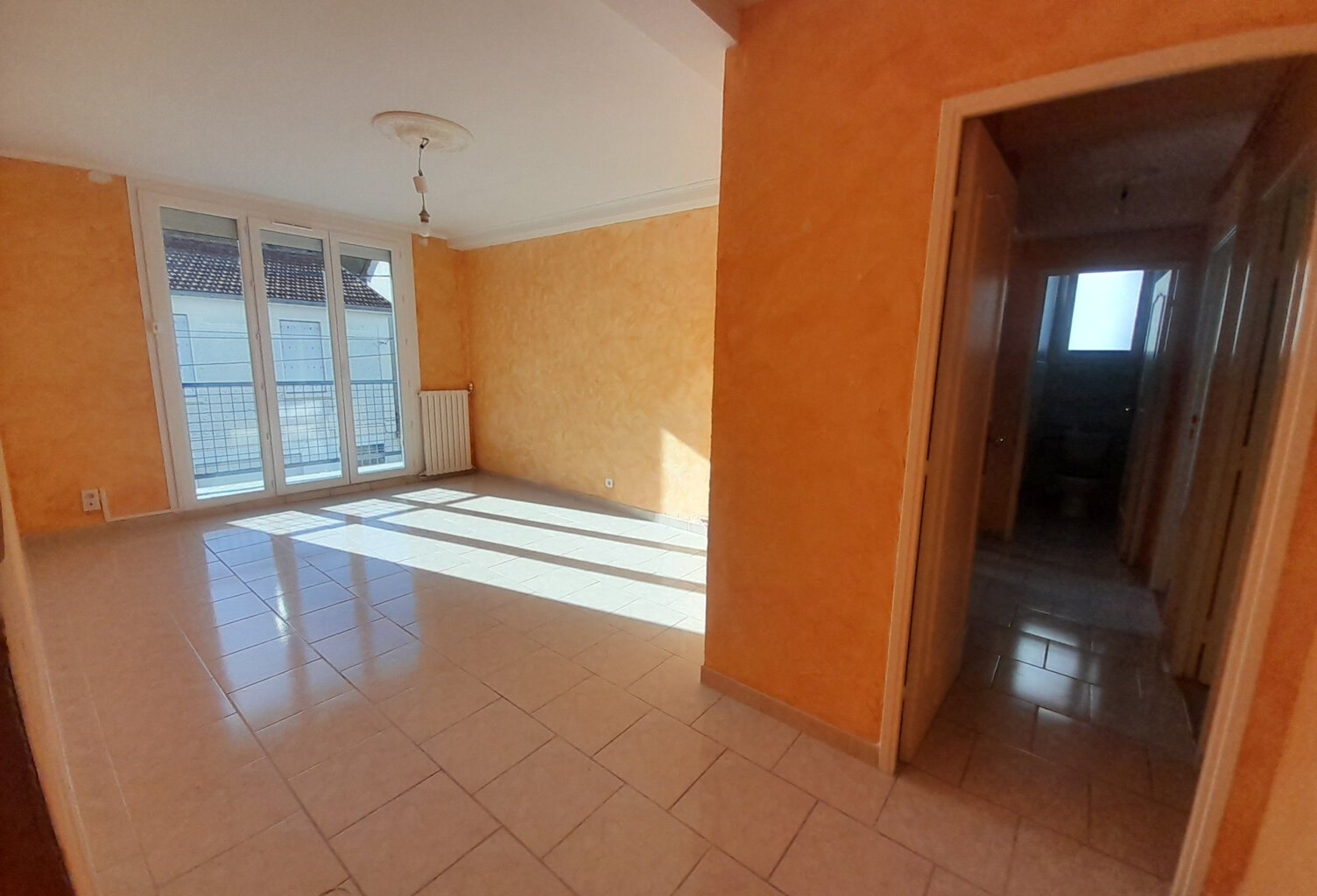 Appartement de type 4 de 67 m2 avec cave — photo 1